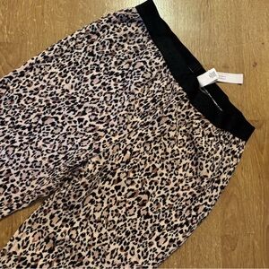 Women’s New with tag Victoria’s Secret pajama pants in cheetah print